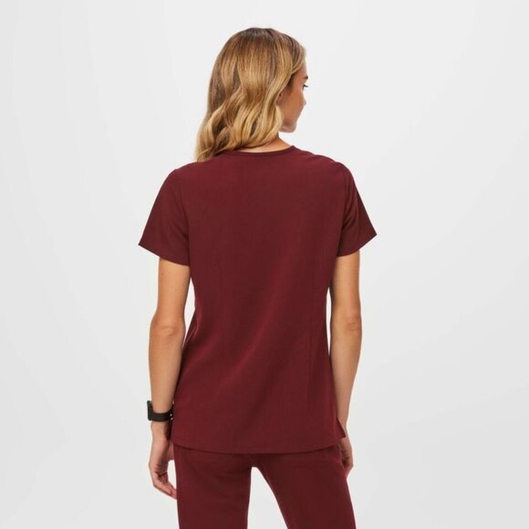 EUC Women's FIGS Casma 3-Pocket Scrub Top Burgundy FW1100 | Size XS - Picture 3 of 10